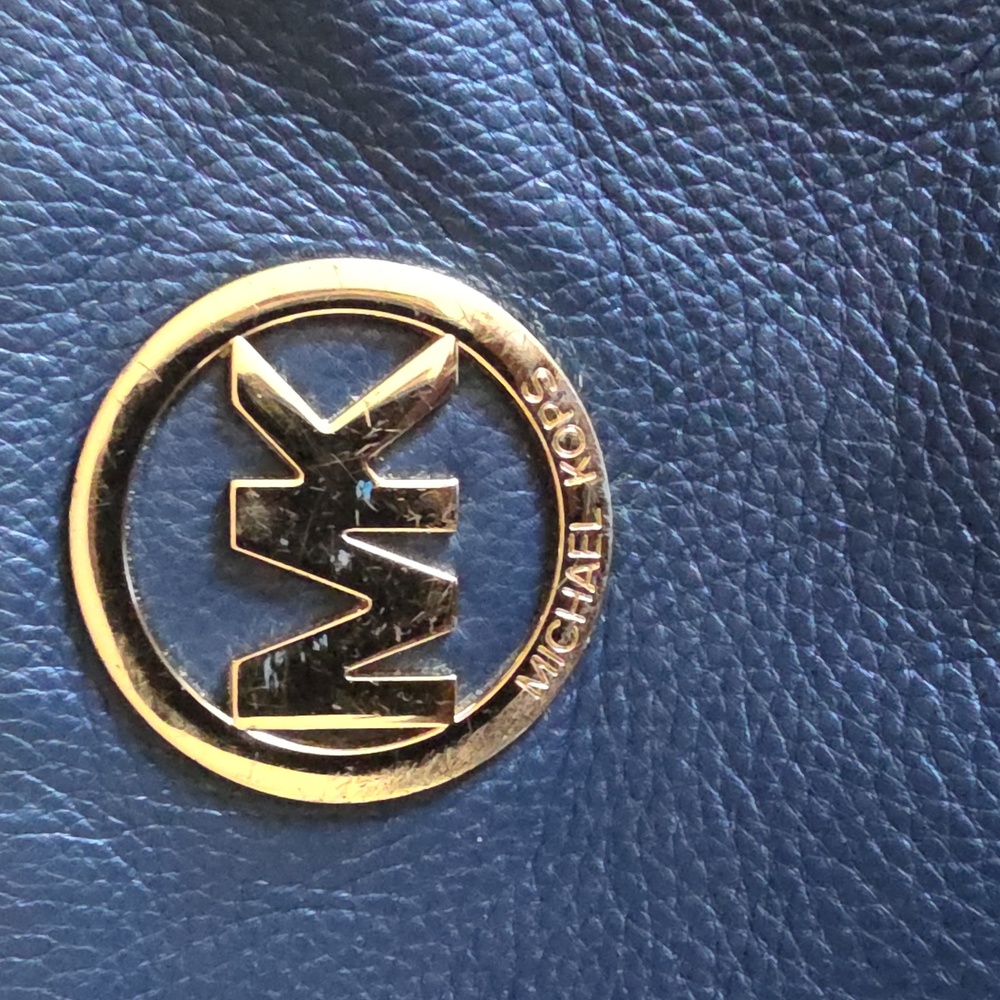 Michael Kors Dark Blue and Gold Crossbody Bag - Picture 2 of 8